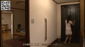 Skinny Japanese Wife Fucked By Her Husband's Boss